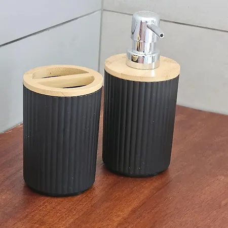 別荘 Joli Larano - With 3 Bedroom And 2 Wc マシコ