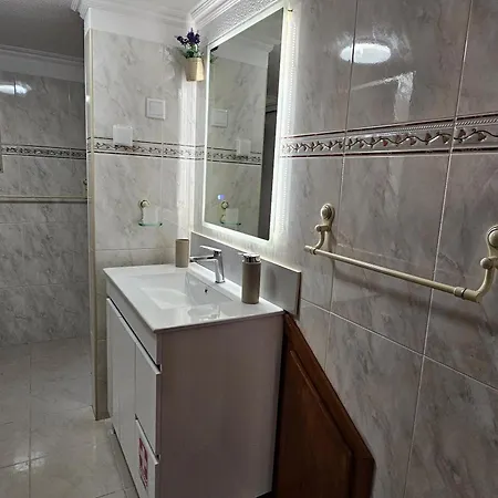 Joli Larano - Bedroom & Wc Exclusive * Machico (Madeira)