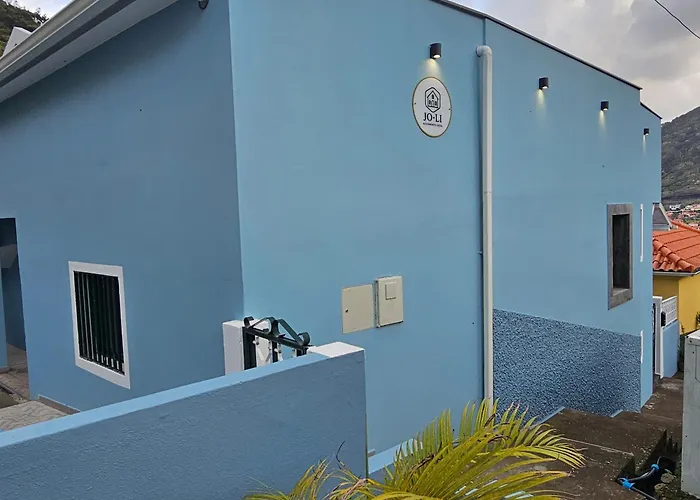 Joli Larano - With 3 Bedroom And 2 Wc بيت للعطل *